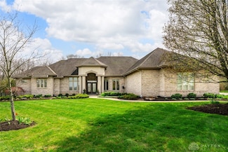 8306 Palm Trace Ct, Waynesville, OH 45068