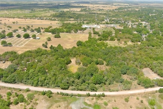 920 SW 2nd St, Hubbard, TX 76648