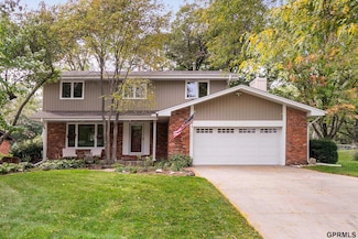 3735 S 44th St, Lincoln, NE 68506