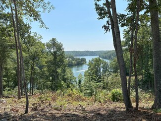 69 Washburn Ct, Hardy, VA 24101