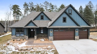 9998 211th Ct N, Forest Lake, MN 55025