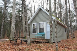 762 Moonlight Ln, Blackwell, WI 54103