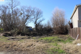 408 Park Ln, Bethel Island, CA 94511