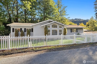 26833 SE 76th Place, Issaquah, WA 98027
