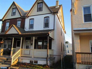 1255 E 12th St, Crum Lynne, PA 19022