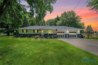 13625 Brindley Rd, Swanton, OH 43558
