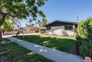 22309 Leadwell St, Canoga Park, CA 91303