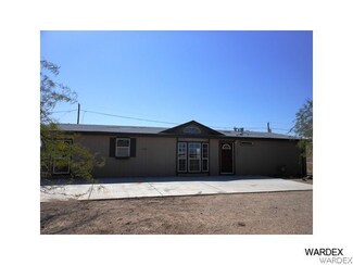 13199 S Waterreed Way, Topock/Golden Shores, AZ 86436