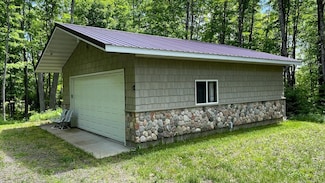 9175N Hewitt Ln, Oma, WI 54534