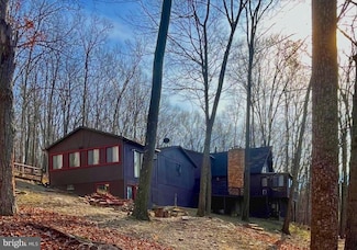 580 Tuscarora Trail, Berkeley Springs, WV 25411