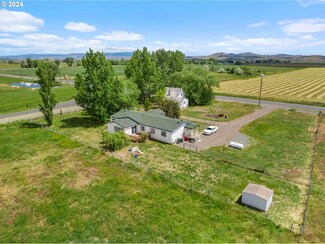 46108 Pocahontas Rd, Haines, OR 97833