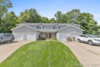 459 Woodrush Ct NW Unit 10, Comstock Park, MI 49321