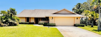 7995 SE Trenton Ave, Hobe Sound, FL 33455