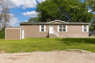 714 Mill St Unit 75, Leslie, MI 49251