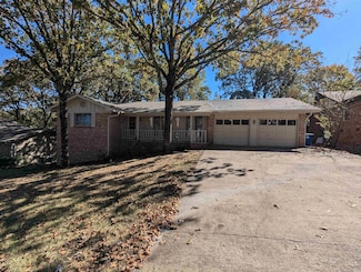 4200 Dunkeld Dr, North Little Rock, AR 72116