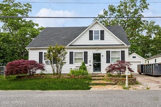 110 W 4th St, Howell, NJ 07731