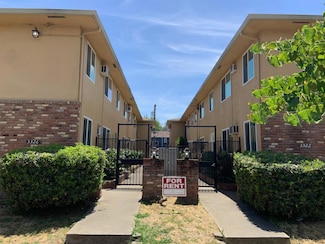 3322 Y St, Sacramento, CA 95817