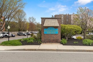 64 Main St Unit 14B, Stoneham, MA 02180
