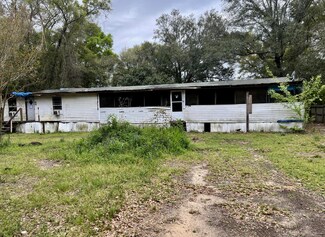 6413 Renee Cir, Milton, FL 32583