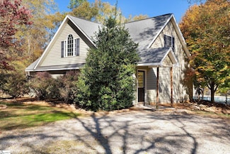 501 E 1st St, Williamston, SC 29697