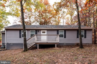 500 Northwood Cir, Cross Junction, VA 22625