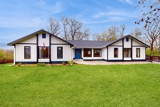 401 Host Dr, Lake Geneva, WI 53147