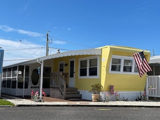 10 Wilson Ave, Wildwood, NJ 08260