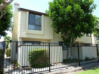 4967 Embassy Way Unit 5, Cypress, CA 90630