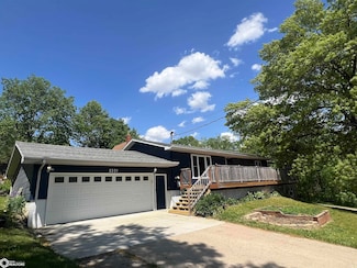 2321 9th Ave E, University Park, IA 52595
