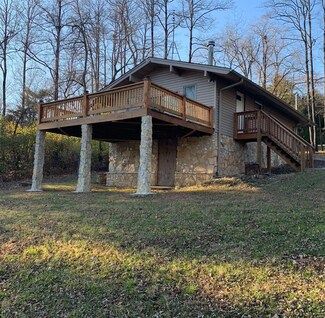 10 Hermit Hollow Dr, Labadie, MO 63055