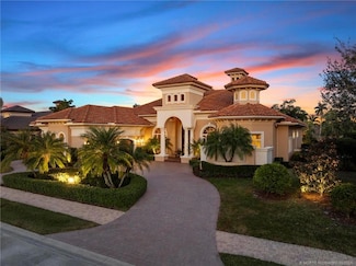 124 SE Rio Casarano, Port Saint Lucie, FL 34984