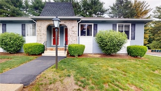 127 Pleasant View Ave Unit 34, Smithfield, RI 02917