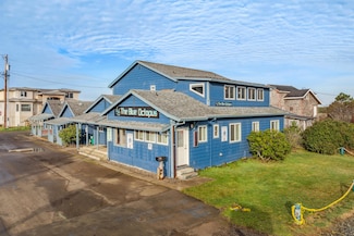 105 S 6th Ave, Rockaway Beach, OR 97136