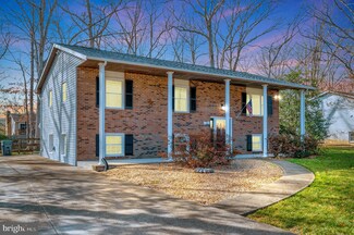 29 Vesta Dr, Fredericksburg, VA 22405