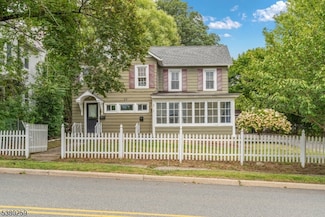 29 Walnut St Unit 2, Sussex, NJ 07461