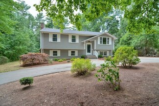 351 Oak St, Mansfield, MA 02048