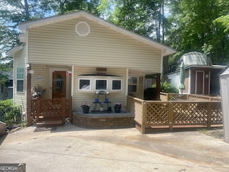 32 Yogi Bear Blvd, Cleveland, GA 30528