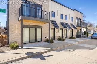 105 Laurel Ct Unit C, Royal Oak, MI 48067