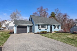 2 April Dr, Nashua, NH 03060
