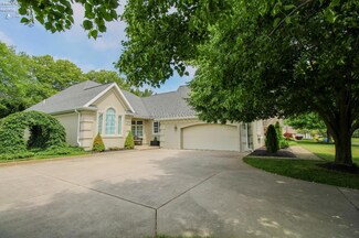 4313 Timber Lake Ln Unit 301, Sandusky, OH 44870