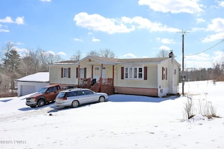 20 Kennedy Rd, Honesdale, PA 18431