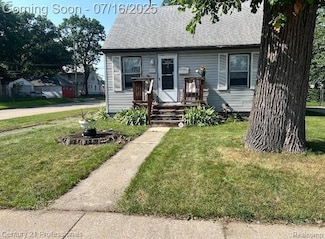 1107 E Hayes Ave, Hazel Park, MI 48030