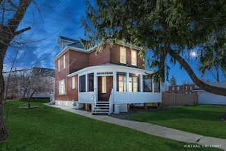 300 1st St, Roscoe, MN 56371