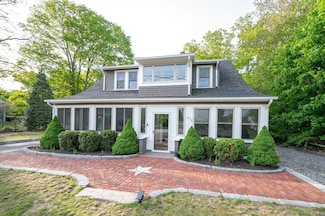 272 County St, Seekonk, MA 02771