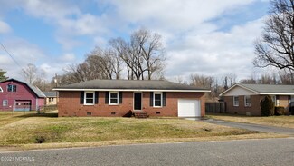 825 2nd St, Ayden, NC 28513