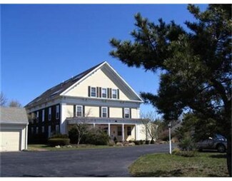 3512 Main St Unit 4, Barnstable, MA 02630