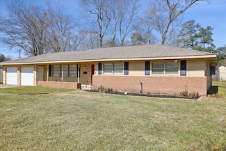 4760 Lanark Ln, Beaumont, TX 77706