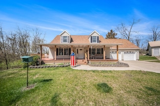 10500 Woodland Dr, Jerome, MI 49249