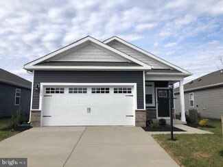 28 Quiet Creek Dr, Gettysburg, PA 17325