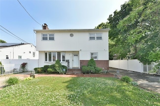 114 Frederick Ave, Roosevelt, NY 11575